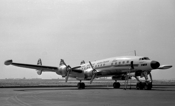 TWA Lockheed L-1049G Super Constellation N7102C