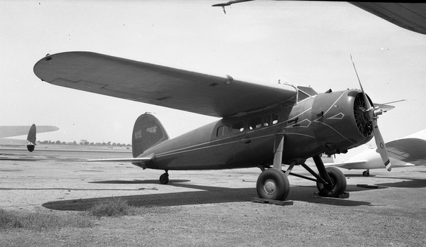 Mantz Lockheed Vega 2D  N199E
